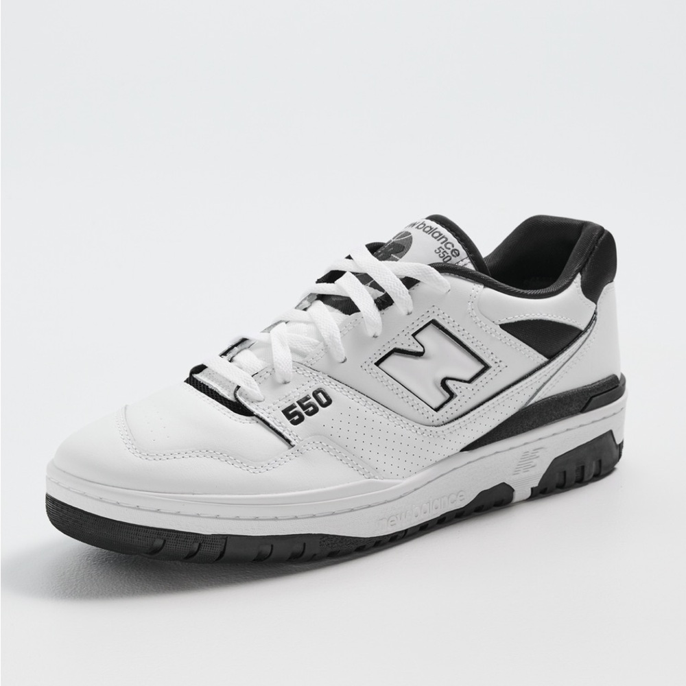 New Balance 550 Black and White Sneakers